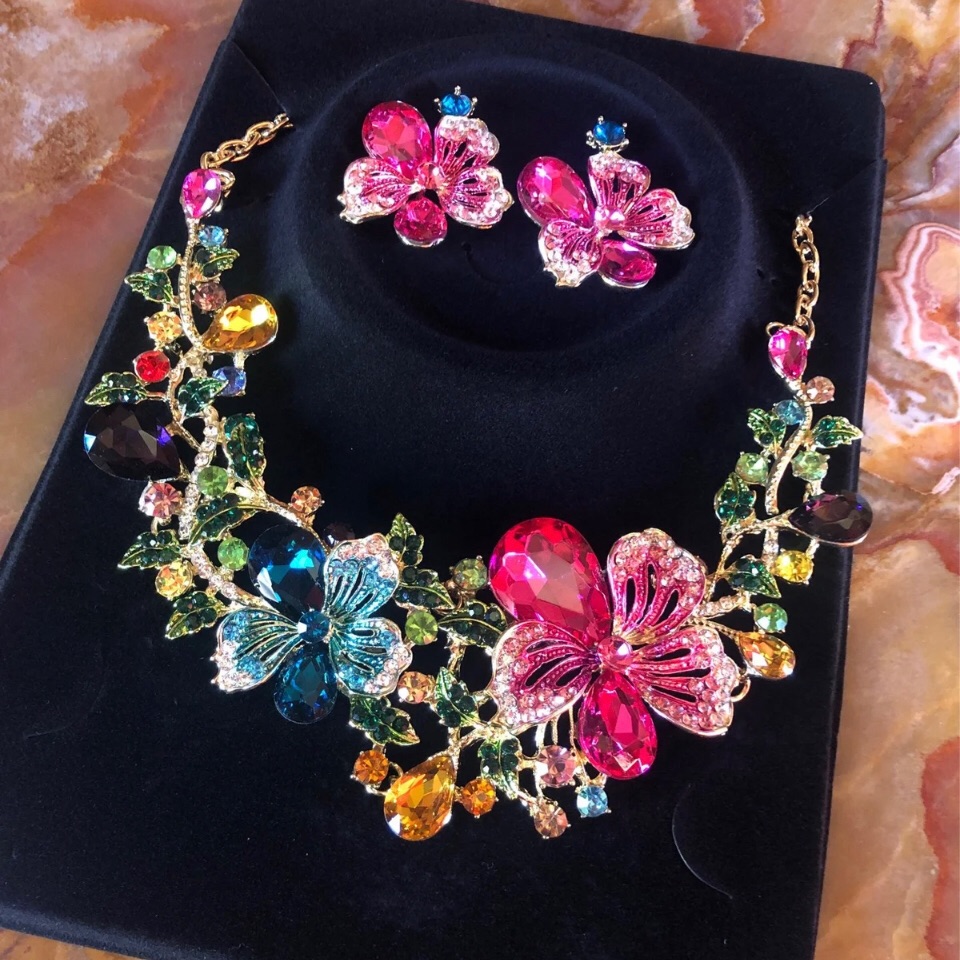 Luxury Necklace And Earring Colorful Elegant Set